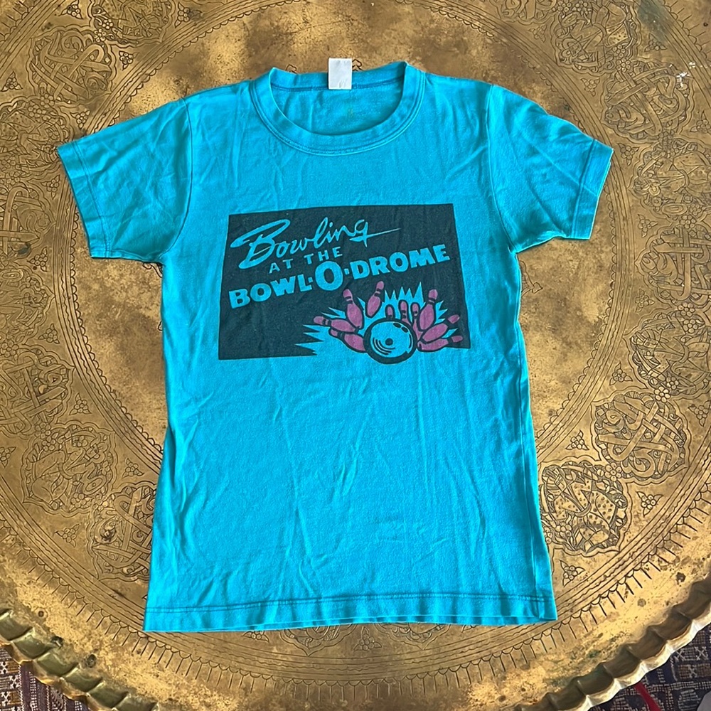 Ladies Retro Tee “Bowling at the BOWL-O-DRONE”